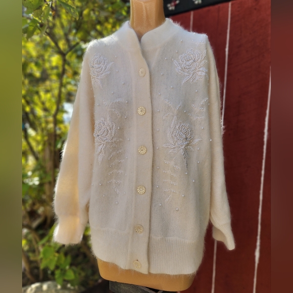 Vintage angora sweater - Picture 12 of 12